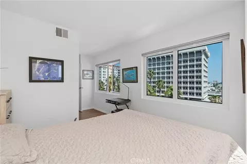 Bedroom - 525 E Seaside #710, Long Beach, CA 90802 photo 3 of 4