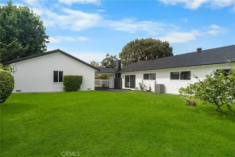 Exterior - 3230 N Pinewood St, Orange, CA 92865 photo 3 of 5