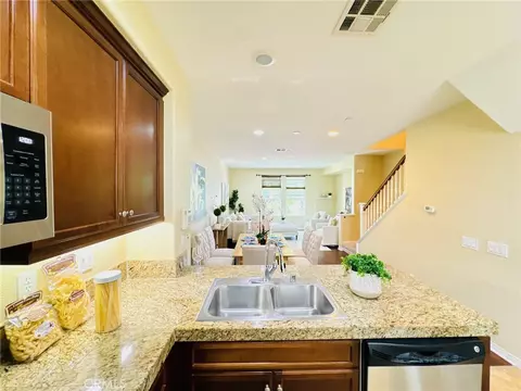 Kitchen - 1123 Abelia, Irvine, CA 92606 photo 1 of 2