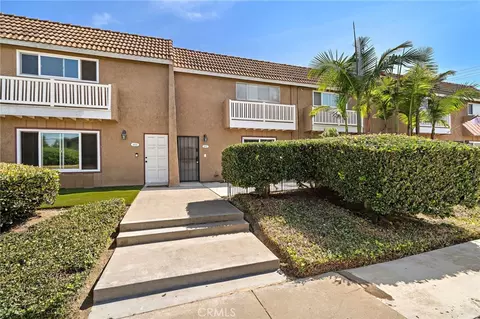 4902 Pearce, Huntington Beach, CA 92649