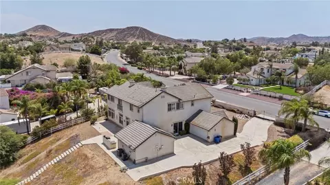 View/Area - 18530 Oak Park, Riverside, CA 92504 photo 3 of 3
