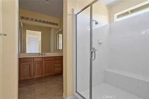 Bath - 18530 Oak Park, Riverside, CA 92504 photo 4 of 4