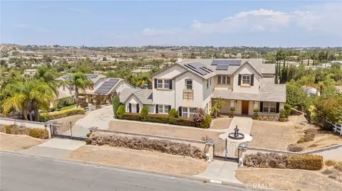 View/Area - 18530 Oak Park, Riverside, CA 92504 photo 1 of 3