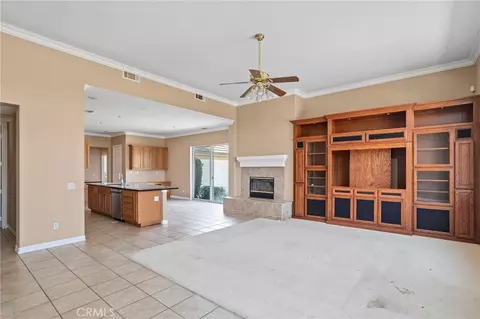 Living - 18530 Oak Park, Riverside, CA 92504 photo 1 of 5