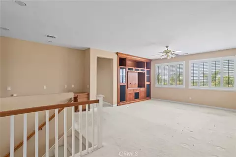 Living - 18530 Oak Park, Riverside, CA 92504 photo 3 of 5