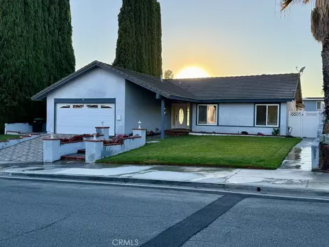 25321 Pike, Laguna Hills, CA 92653