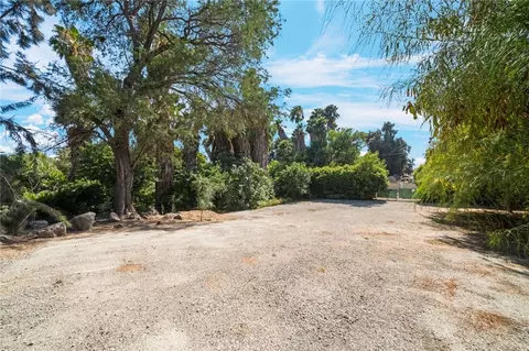 0 Quebec, Corona, CA 92881 photo 3