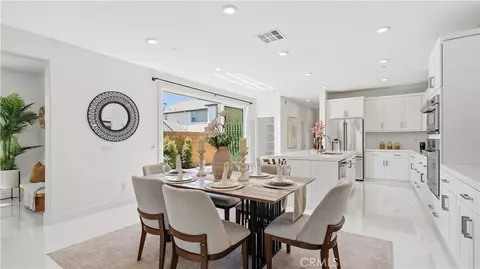 Dining - 291 Lynx, Irvine, CA 92618 photo 3 of 3