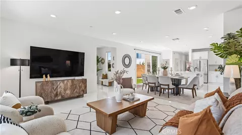 Entry Way - 291 Lynx, Irvine, CA 92618 photo 2 of 7