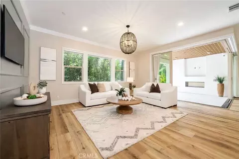 Living - 110 Perspective, Irvine, CA 92618 photo 2 of 7