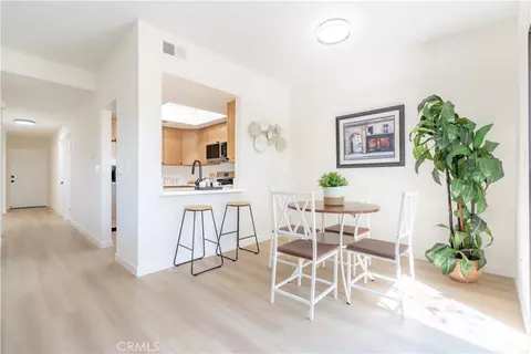 Dining - 484 S Euclid #202, Pasadena, CA 91101 photo 1 of 7