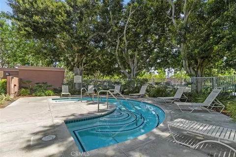 Exterior - 7 Del Perlatto, Irvine, CA 92614 photo 7 of 10