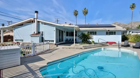 Exterior - 138 Green Oaks Dr, Riverside, CA 92507 photo 7 of 9