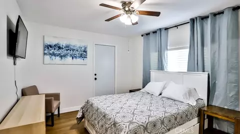 Bedroom - 138 Green Oaks Dr, Riverside, CA 92507 photo 7 of 14