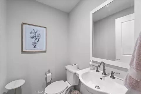 Bath - 182 Elkhorn, Irvine, CA 92618 photo 2 of 4