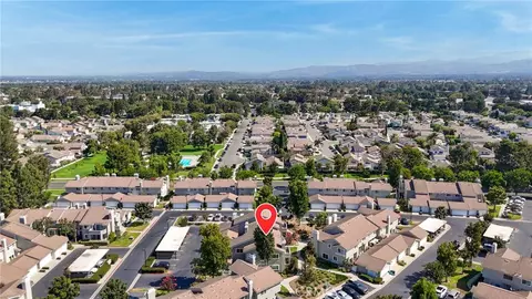 View/Area - 549 N Springbrook N, Irvine, CA 92614 photo 8 of 9