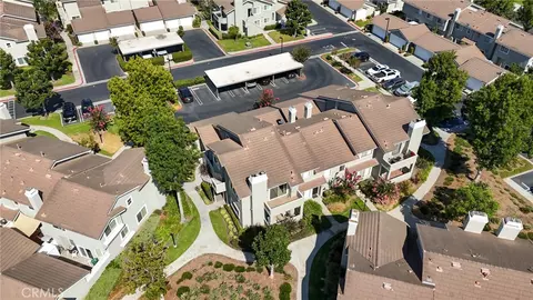 View/Area - 549 N Springbrook N, Irvine, CA 92614 photo 3 of 9
