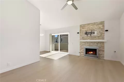 Living - 549 N Springbrook N, Irvine, CA 92614 photo 2 of 5