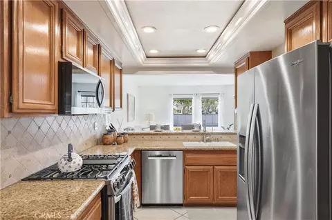 Kitchen - 13 Firestone #5, Irvine, CA 92614 photo 4 of 7