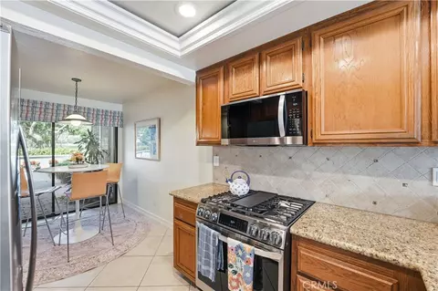 Kitchen - 13 Firestone #5, Irvine, CA 92614 photo 5 of 7