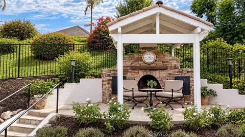 Exterior - 2278 Lindsey Ct, Fallbrook, CA 92028 photo 5 of 10