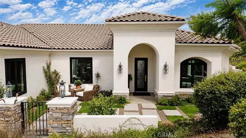 Exterior - 2278 Lindsey Ct, Fallbrook, CA 92028 photo 2 of 10