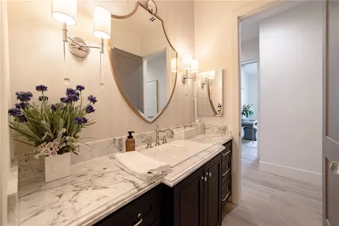 Bath - 2278 Lindsey Ct, Fallbrook, CA 92028 photo 5 of 6