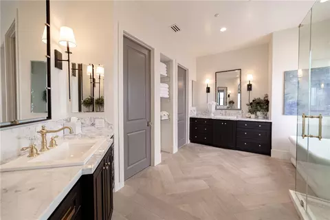 Bath - 2278 Lindsey Ct, Fallbrook, CA 92028 photo 1 of 6