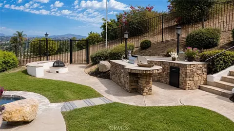 Exterior - 2278 Lindsey Ct, Fallbrook, CA 92028 photo 6 of 10