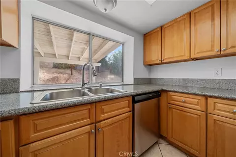Kitchen - 1404 Springline Dr, Palmdale, CA 93550 photo 3 of 4