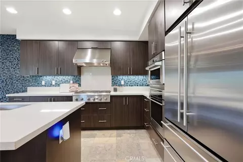 Kitchen - 43 Gramercy, Irvine, CA 92612 photo 7 of 7