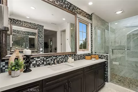 Bath - 58 Riverboat, Irvine, CA 92602 photo 7 of 9