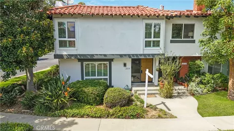 2214 Vista Hogar, Newport Beach, CA 92660