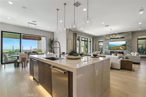 Kitchen - 441 Narcissus, Irvine, CA 92602 photo 3 of 3