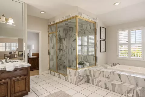Bath - 3802 E Rolling Green Ln, Orange, CA 92867 photo 7 of 7