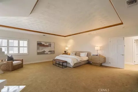Bedroom - 3802 E Rolling Green Ln, Orange, CA 92867 photo 6 of 9