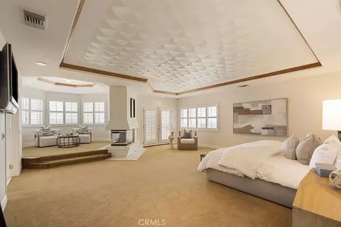 Bedroom - 3802 E Rolling Green Ln, Orange, CA 92867 photo 5 of 9