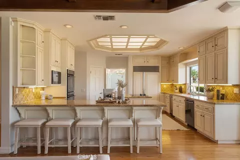 Kitchen - 3802 E Rolling Green Ln, Orange, CA 92867 photo 1 of 7