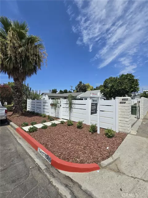 15417 Tuba St, Mission Hills, CA 91345