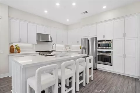 Kitchen - 108 Shear, Irvine, CA 92618 photo 2 of 5