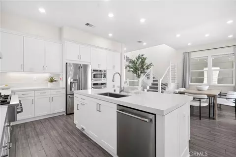 Kitchen - 108 Shear, Irvine, CA 92618 photo 4 of 5