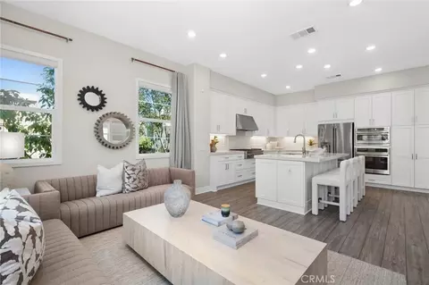 Entry Way - 108 Shear, Irvine, CA 92618 photo 3 of 6