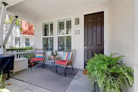 Exterior - 17 Quartz Ln, Ladera Ranch, CA 92694 photo 3 of 15