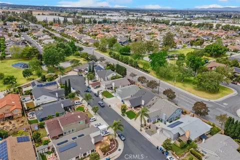 View/Area - 6111 Leyte, Cypress, CA 90630 photo 2 of 4