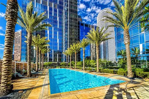 877 Francisco St #1818, Los Angeles, CA 90017