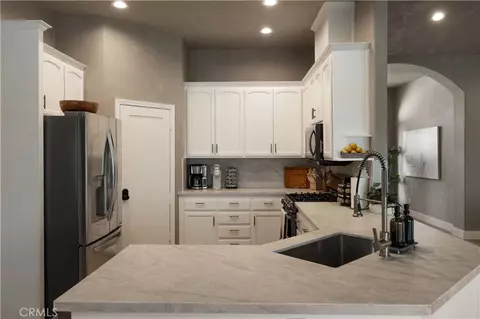 Kitchen - 39140 Gray Squirrel, Temecula, CA 92592 photo 1 of 4