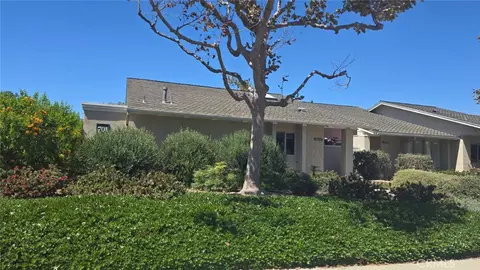 8565 Van Ness Cir #701A, Huntington Beach, CA 92646