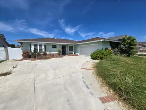 17391 Elm St, Fountain Valley, CA 92708