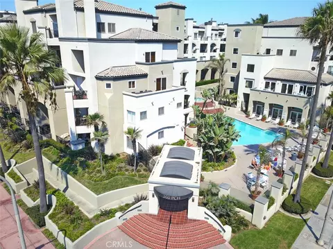 200 Pacific Coast Hwy #329, Huntington Beach, CA 92648