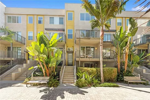 Exterior - 248 Rockefeller, Irvine, CA 92612 photo 1 of 9